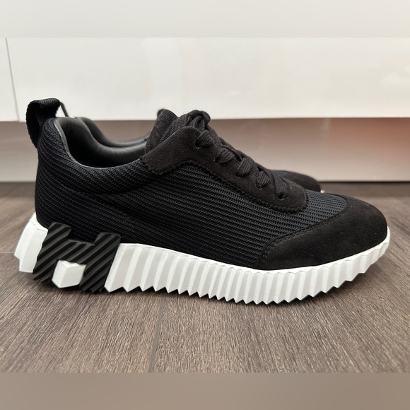 Hermes black fabric sneakers. Size 38. Brand new in box!!! - Picture 4 of 16